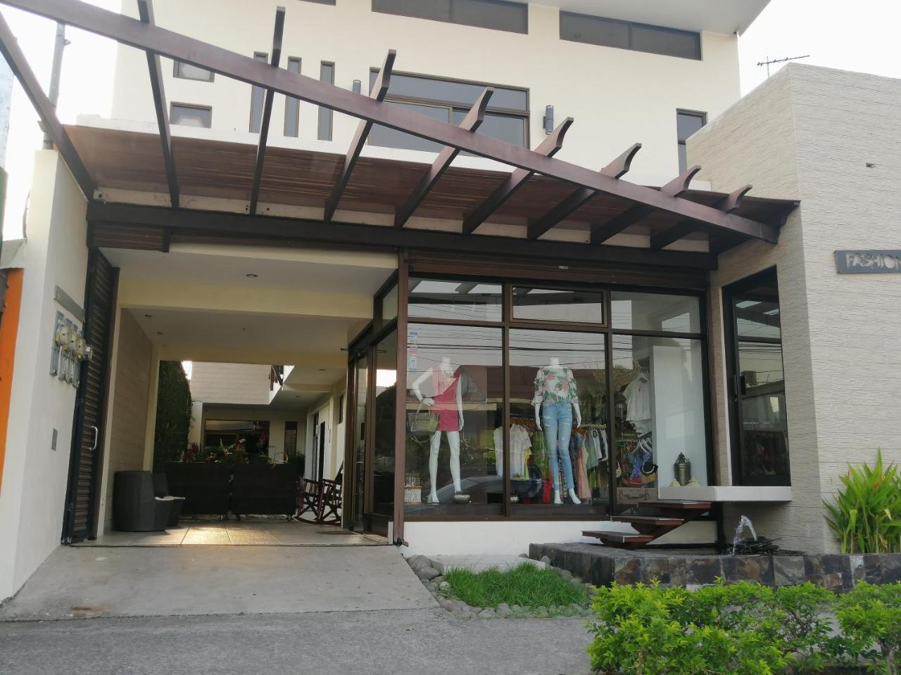 Cabinas Gosen ปุนตาเรนาส ภายนอก รูปภาพ